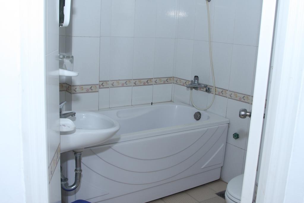 Hoang Cuong Hotel Hanoï Extérieur photo